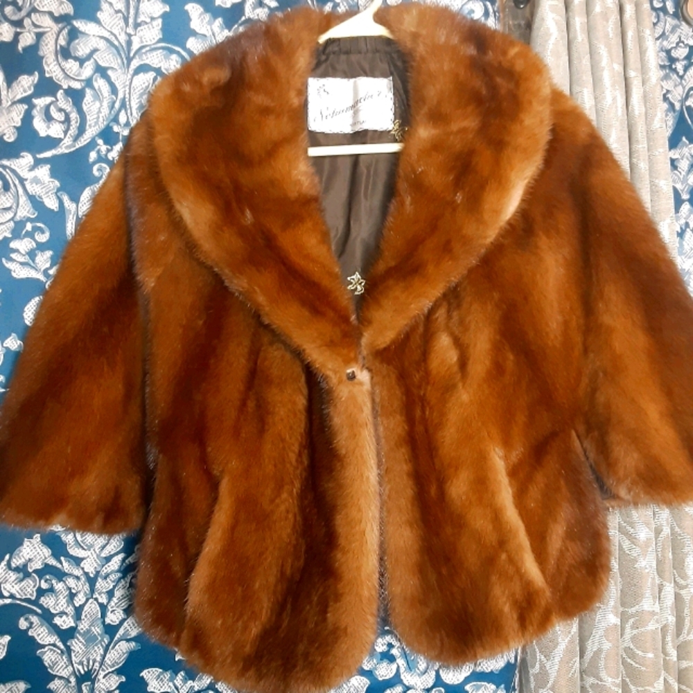 Vintage Schumacher Genuine Fur co. Mantle/ cape